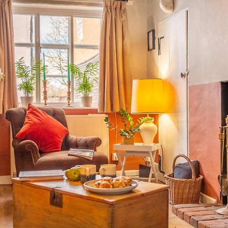 Heavenly 16Th Century Cottage In Pretty Rural Village - Swan'S Nest Boxford  Buitenkant foto