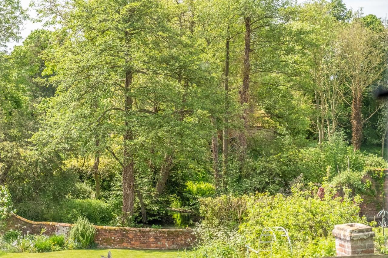 Heavenly 16Th Century Cottage In Pretty Rural Village - Swan'S Nest Boxford  Buitenkant foto